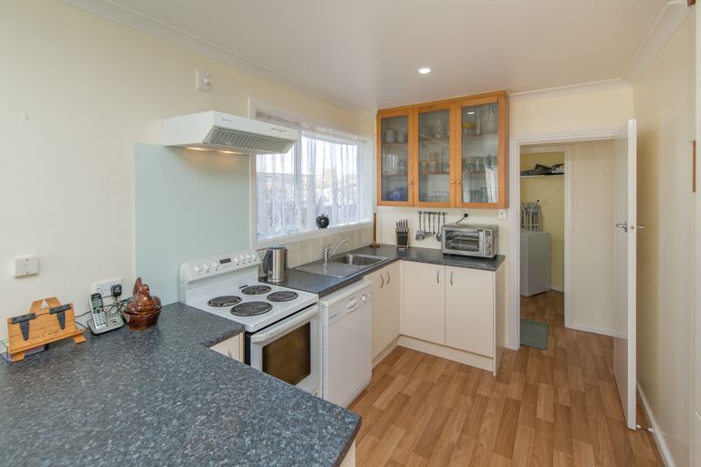 Photo of property in 23 Monowai Crescent, North New Brighton, Christchurch, 8083