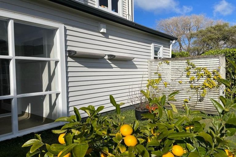 Photo of property in 37 Gloucester Street, Wilton, Wellington, 6012