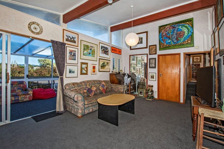 Photo of property in 9 Sands Road, Glenbervie, 0173