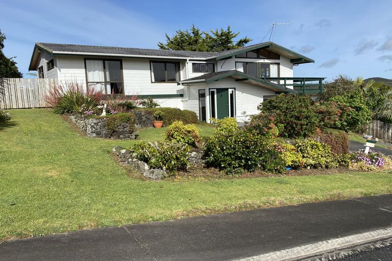Photo of property in 11 Tui Grove, Paihia, 0200