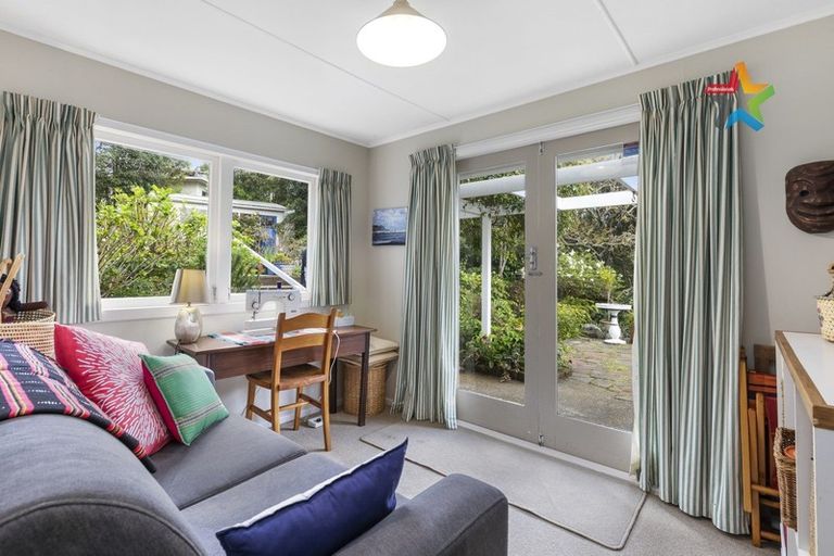 Photo of property in 25 Palm Grove, Belmont, Lower Hutt, 5010