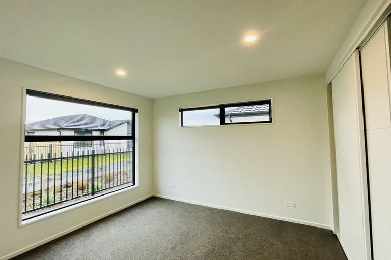 Photo of property in 7 Oakvale Lane, Halswell, Christchurch, 8025