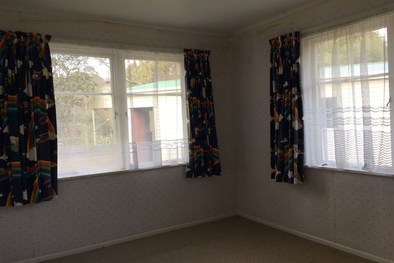 Photo of property in 42 Buller Road, Levin, 5510