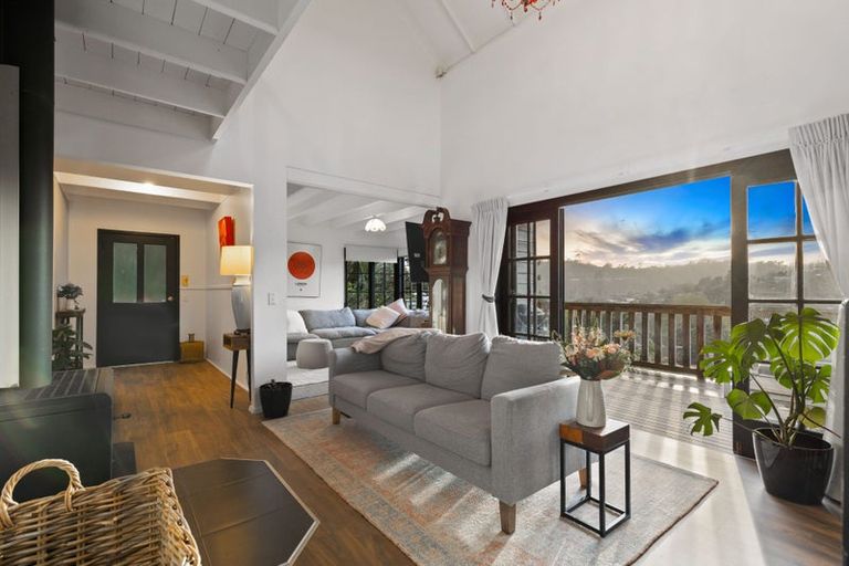 Photo of property in 53 Stillwater Crescent, Stillwater, Silverdale, 0993