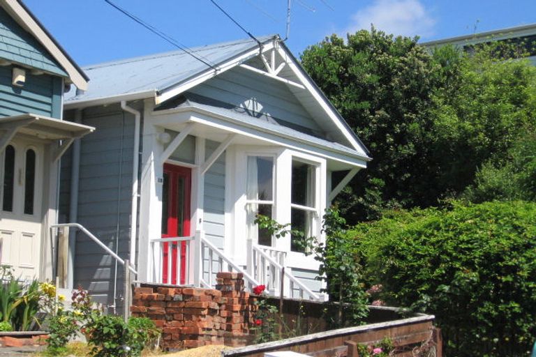 Photo of property in 15 Tainui Terrace, Mount Cook, Wellington, 6021