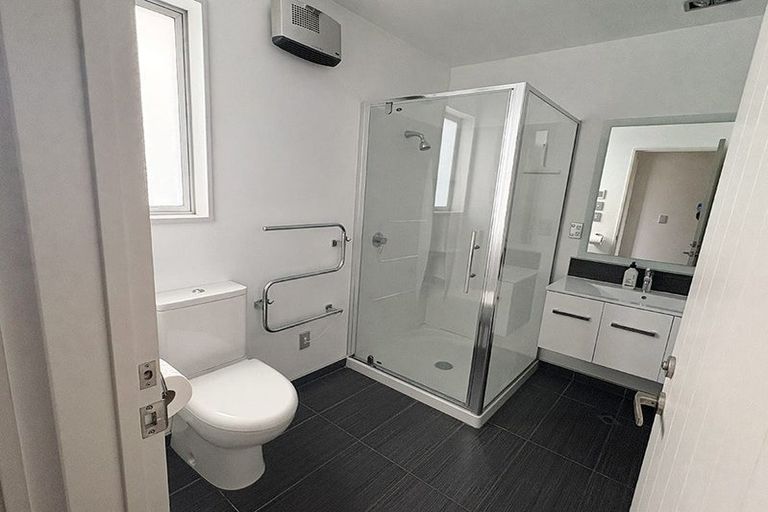 Photo of property in 104a Strickland Street, Sydenham, Christchurch, 8023