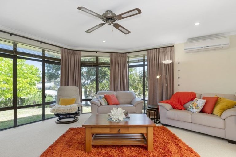 Photo of property in 120 Longview Drive, Papamoa Beach, Papamoa, 3118