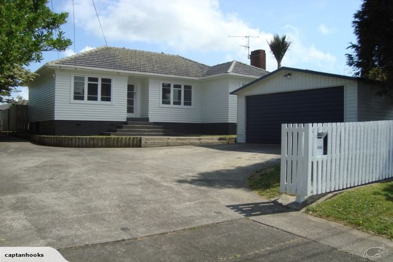 Photo of property in 1/23 Commissariat Road, Mount Wellington, Auckland, 1060