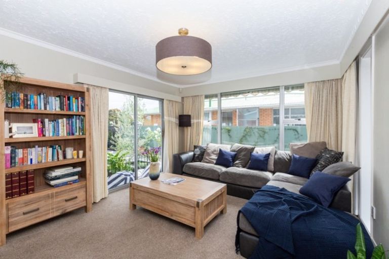 Photo of property in 260 Hendersons Road, Hoon Hay, Christchurch, 8025