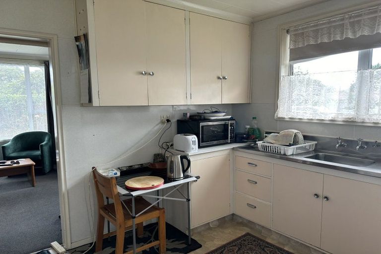 Photo of property in 97 High Street, Eltham, 4322