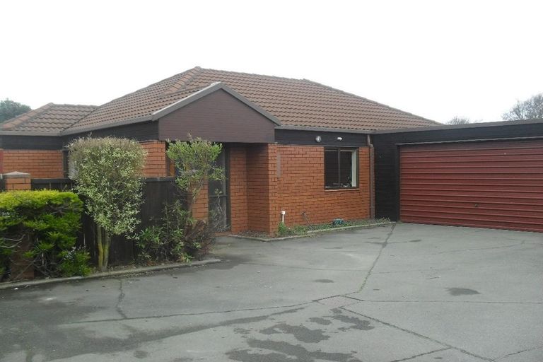 Photo of property in 2/8 Angela Street, Upper Riccarton, Christchurch, 8041