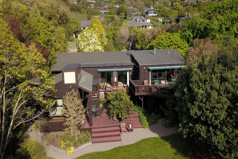 Photo of property in 7 Merlincote Crescent, Governors Bay, Lyttelton, 8971