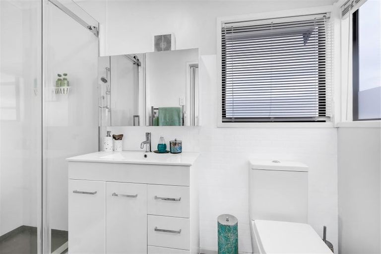 Photo of property in 142 Parklands Avenue, Bell Block, New Plymouth, 4312