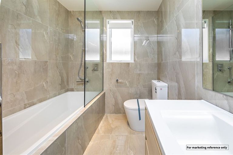 Photo of property in 26 Warbler Crescent, Papakura, 2110