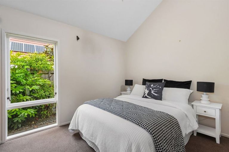 Photo of property in 14 Chatswood Place, Bishopdale, Christchurch, 8051
