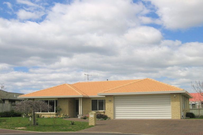 Photo of property in 10 Lasiandra Place, Mount Maunganui, 3116