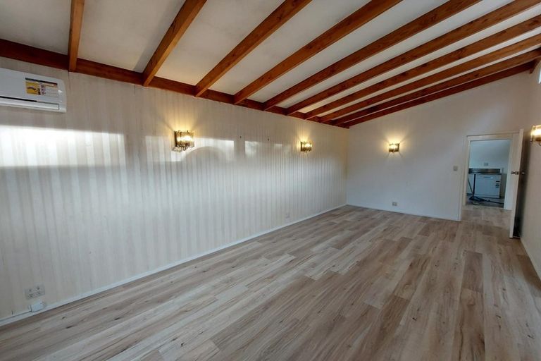 Photo of property in 22 Korotaha Terrace, Rothesay Bay, Auckland, 0630