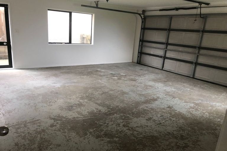 Photo of property in 3 Andrusha Place, Flat Bush, Auckland, 2019