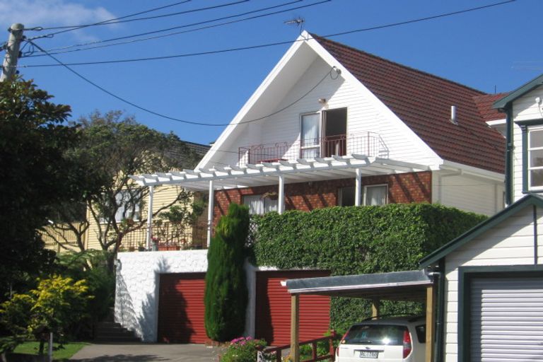 Photo of property in 23 Mckinley Crescent, Brooklyn, Wellington, 6021
