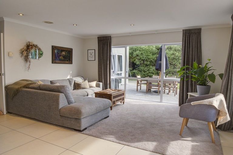 Photo of property in 6 Redwood Close, Havelock North, 4130