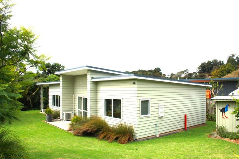 Photo of property in 1 Pukeko Way, Whiritoa, Whangamata, 3691