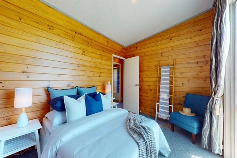 Photo of property in 11 Ramona Avenue, Waitarere Beach, Levin, 5510