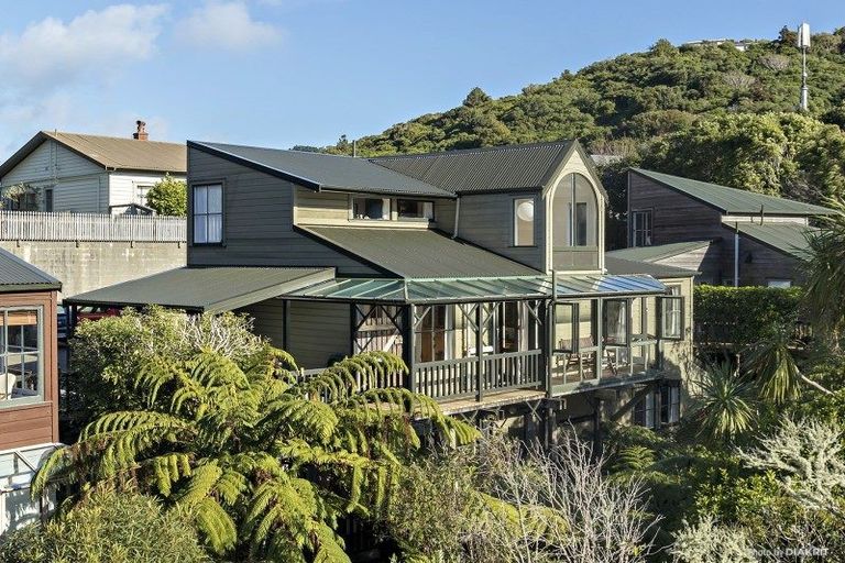 Photo of property in 11 Waikowhai Street, Ngaio, Wellington, 6035