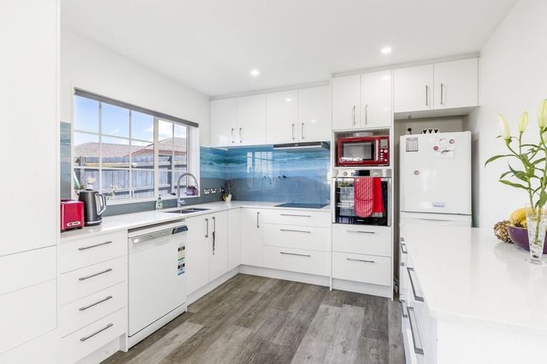 Photo of property in 27 Commodore Court, Gulf Harbour, Whangaparaoa, 0930