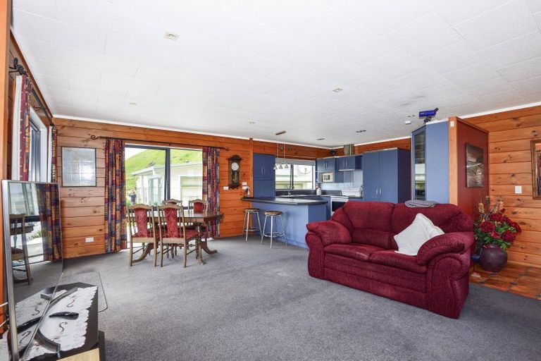 Photo of property in 7 Oraka Road, Mahia, Nuhaka, 4198
