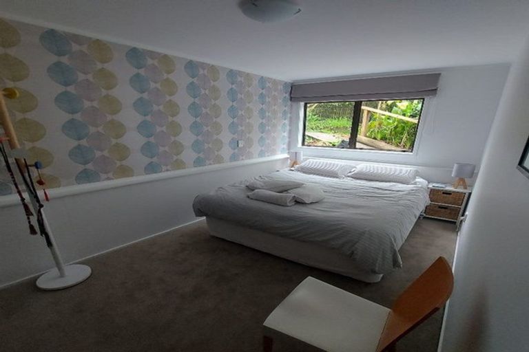 Photo of property in 1/59a Glencoe Road, Browns Bay, Auckland, 0630