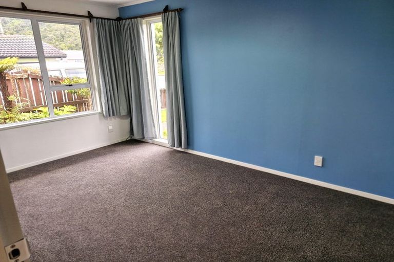 Photo of property in 79 Hall Street, Cobden, Greymouth, 7802