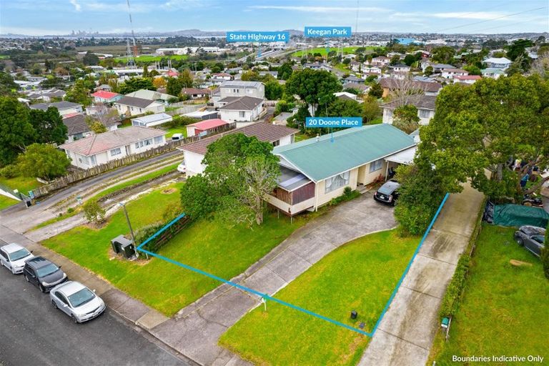Photo of property in 20 Doone Place, Massey, Auckland, 0614