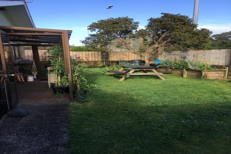 Photo of property in 3 Lilian Street, Te Kamo, Whangarei, 0112