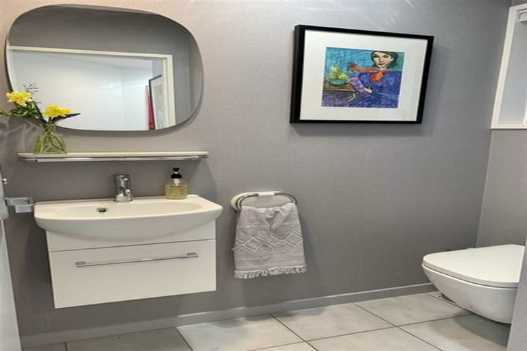 Photo of property in 100 Terrace Street, Rosedale, Invercargill, 9810