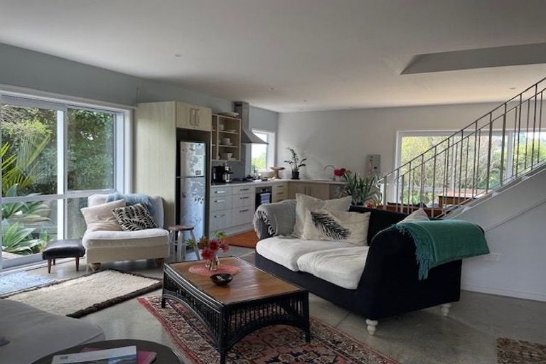 Photo of property in 6a Manukau Road, Raglan, 3225