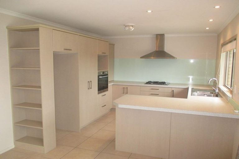 Photo of property in 12 Piwakawaka Court, Rototuna North, Hamilton, 3210