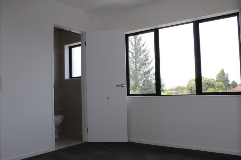 Photo of property in 52 Pembroke Street, Papatoetoe, Auckland, 2025