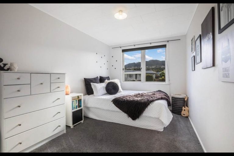 Photo of property in 33b Burns Grove, Trentham, Upper Hutt, 5018