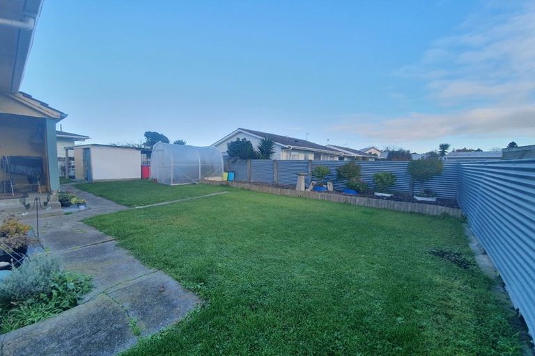 Photo of property in 22 Duff Crescent, Highbury, Palmerston North, 4412