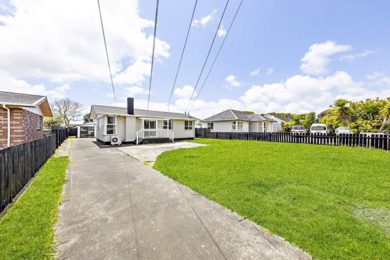 Photo of property in 13 Steven Street, Mangere East, Auckland, 2024