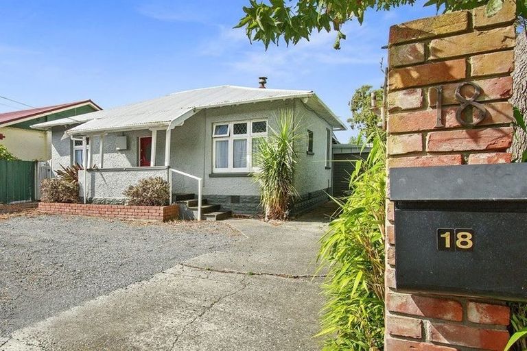 Photo of property in 18 Pharazyn Street, Melling, Lower Hutt, 5010
