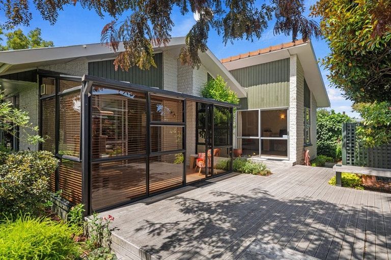 Photo of property in 61 Gladson Avenue, Sockburn, Christchurch, 8042