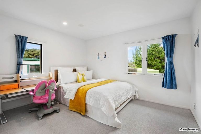 Photo of property in 1261 East Coast Road, Redvale, Albany, 0794