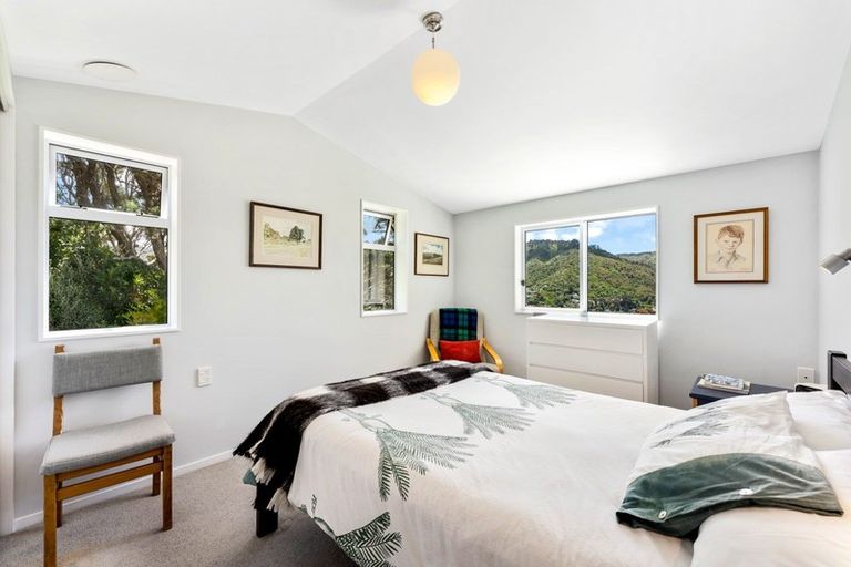 Photo of property in 151 Cockayne Road, Khandallah, Wellington, 6035