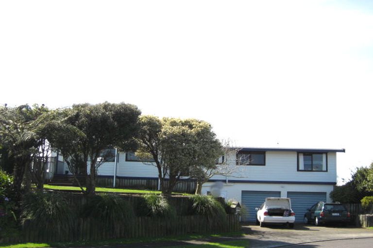 Photo of property in 9 Ash Place, Whalers Gate, New Plymouth, 4310