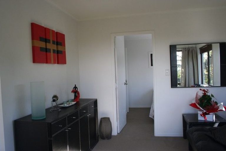 Photo of property in 441 Titirangi Road, Titirangi, Auckland, 0604