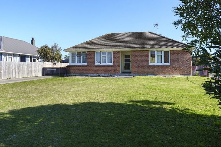 Photo of property in 10 Seddon Crescent, Marewa, Napier, 4110