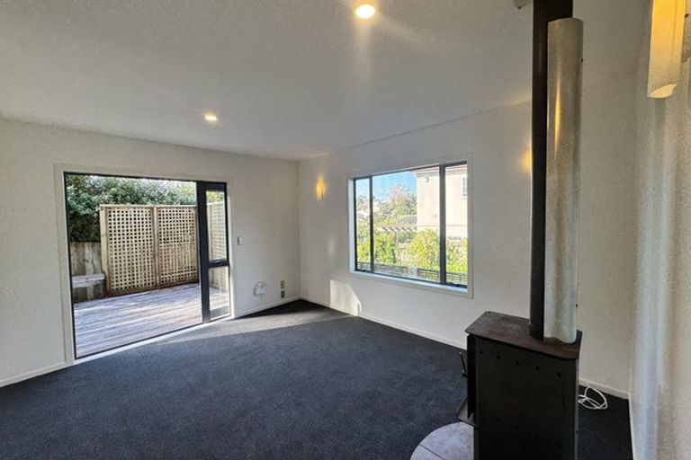 Photo of property in 4/35 John Court Street, Birkenhead, Auckland, 0626