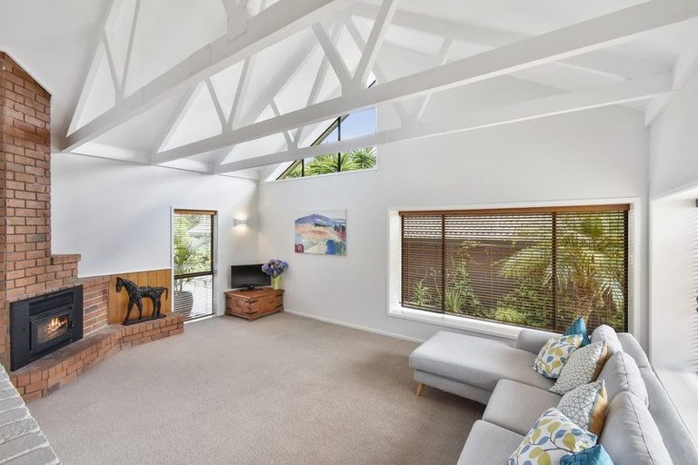 Photo of property in 6 Freelance Terrace, Pahurehure, Papakura, 2113