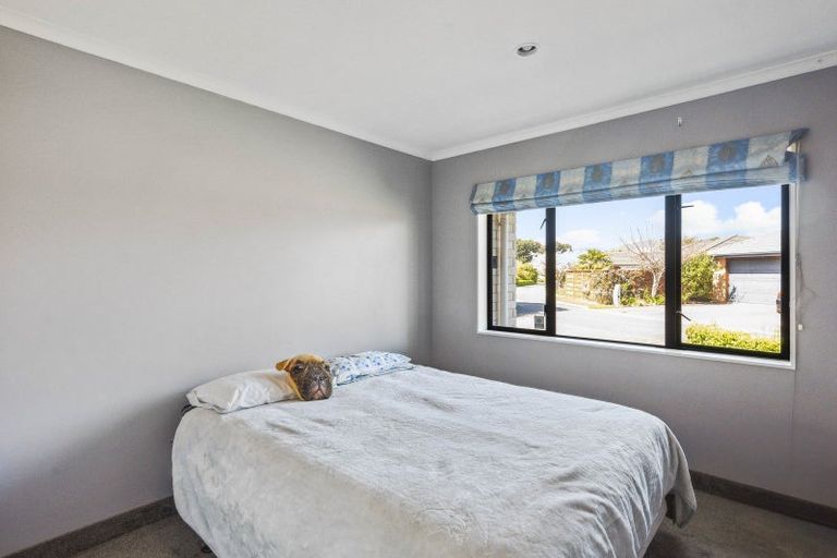 Photo of property in 47 Lorna Irene Drive, Raumati South, Paraparaumu, 5032